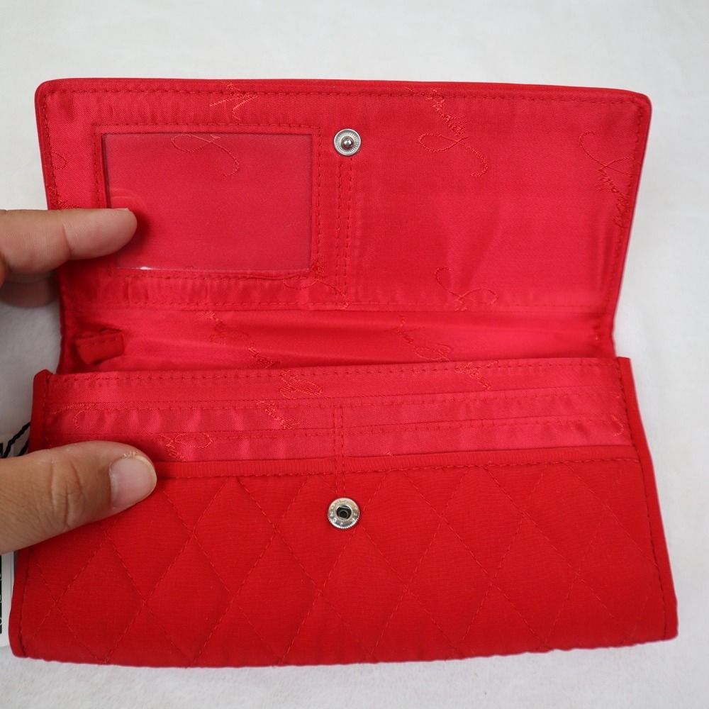 Vera BradleyMicrofiber Clutch Wallet Red Quilted Snap Closure NWT - Picture 4 of 8
